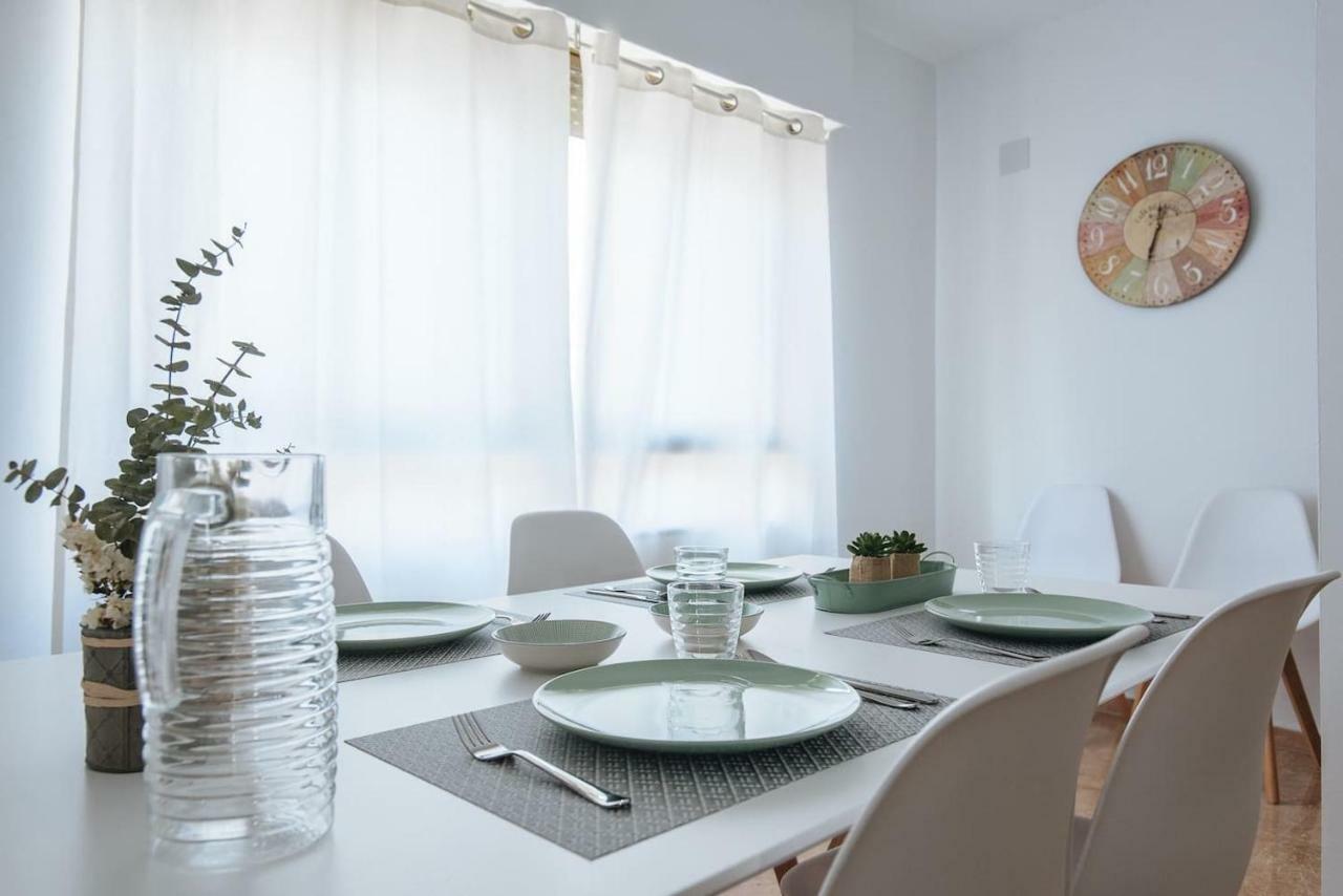 Bright Apartment In The Heart Of Siviglia Esterno foto